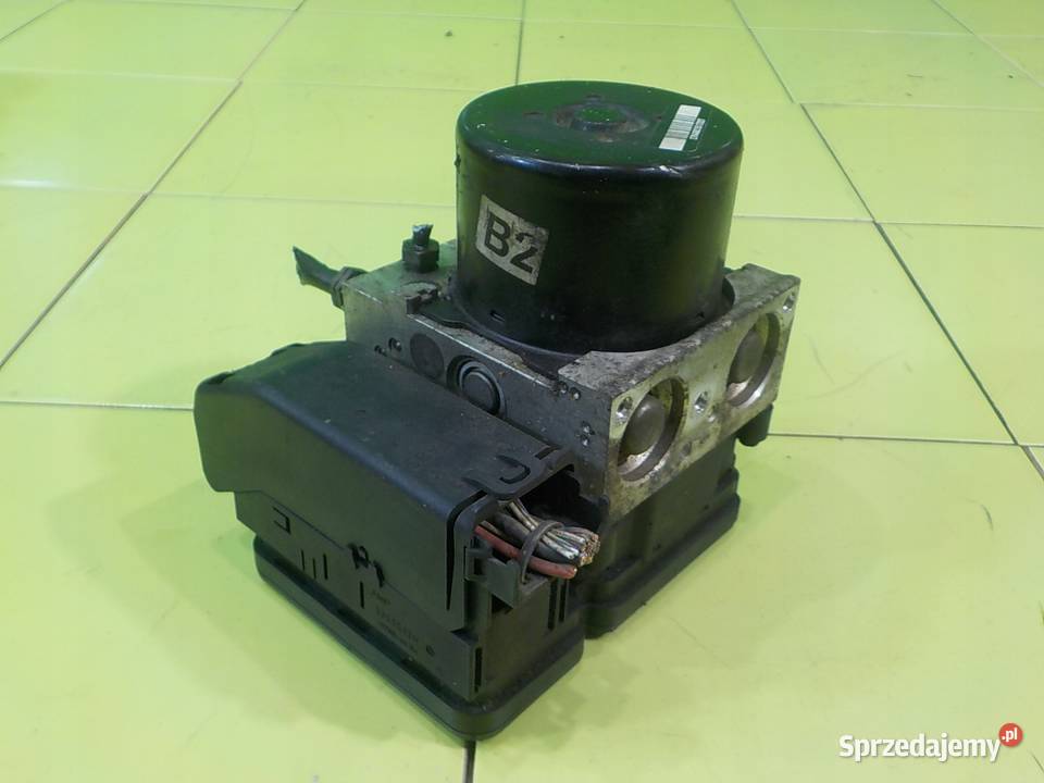 FORD FIESTA MK7 14 TDCI 12r 5D pompa ABS osobowe Suków