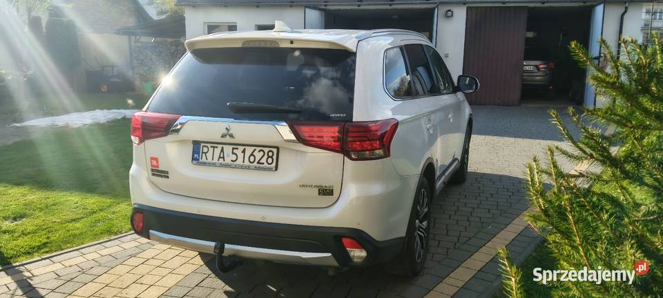 MITSUBISHI OUTLANDER III SALON 4x4 LPG MODEL Tarnobrzeg