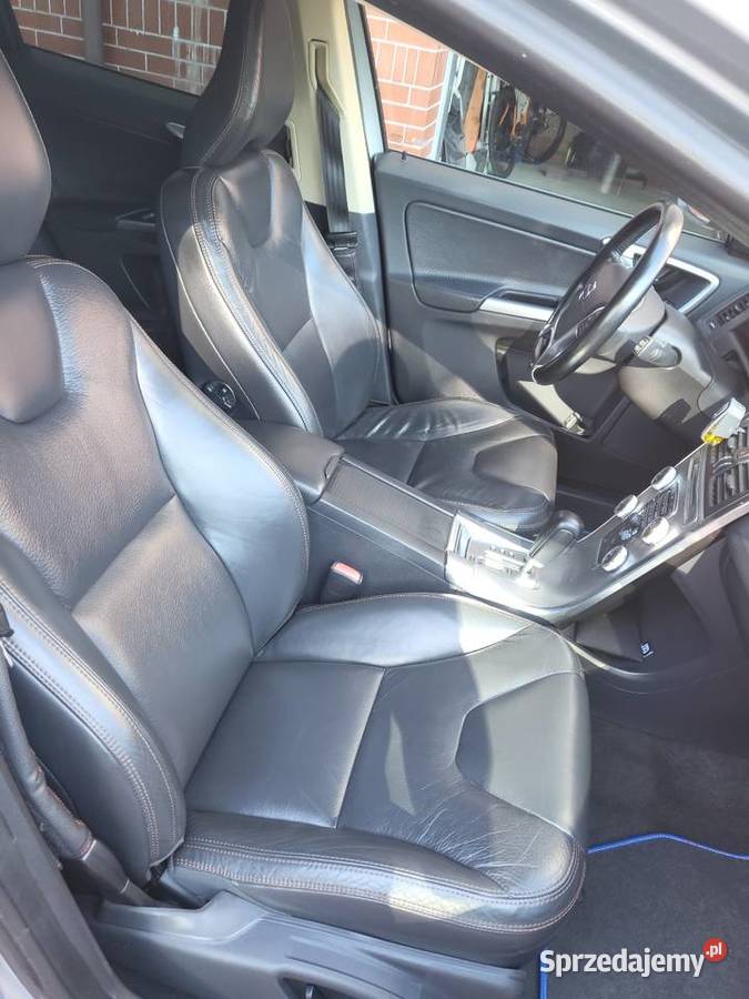 Zadbane Volvo elektrycznie ustawiane fotele