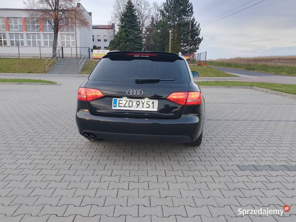 Audi a4 B8 20 143 2010 przebieg 174 Wieluń