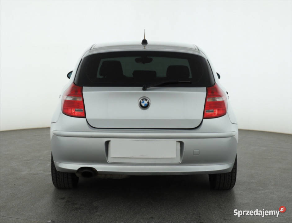 BMW 1 116i nieuszkodzony Piaseczno sprzedam