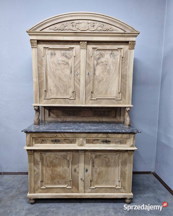 Orzechowy Kredens z Czeczotą i Marmurem Marki