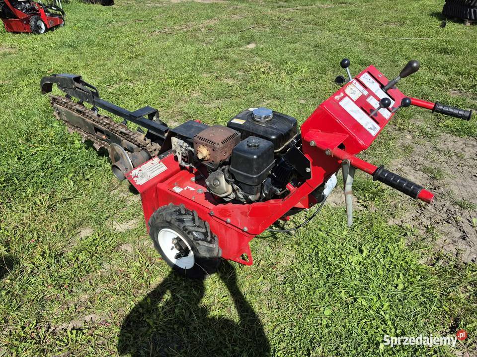 Koparka łańcuchowa Trencher Barreto 924 WD Ciechanów