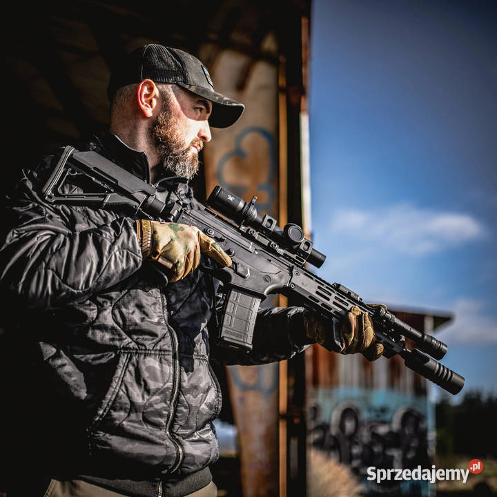 Luneta celownicza Vortex Strike Eagle 18x24 FFP Lornetki i teleskopy