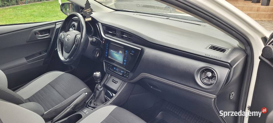 OKAZJA TOYOTA AURIS 2017r 16D4D 112 PREMIUM diesel Wrocław