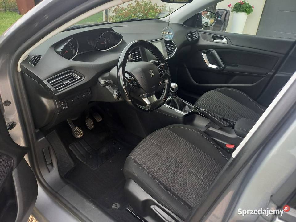 Peugeot 308 bezwypadkowy salon polski ASO ładny nieuszkodzony 308 Śrem