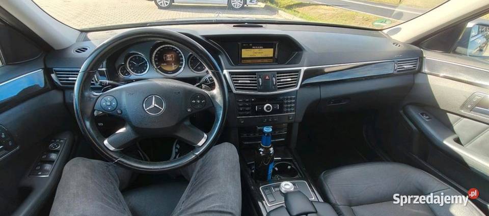 Mercedes E250 CGI W212 Avantgarde ILS 7GTRONIC Babiak
