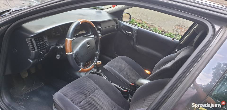 Opel vectra B 20 tdi 2001r kombi polift immobilizer Wrocław sprzedam