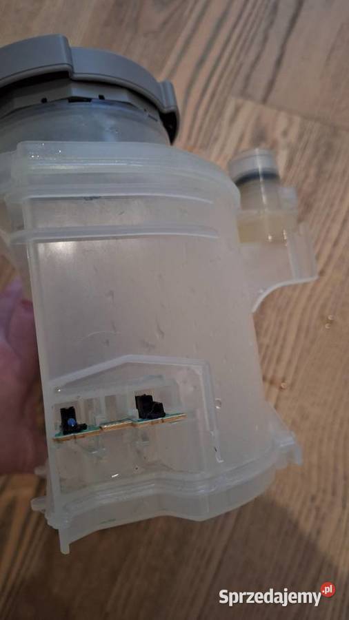 Solidny zbiornik na sól do zmywarki Bosch i opolskie Nysa sprzedam