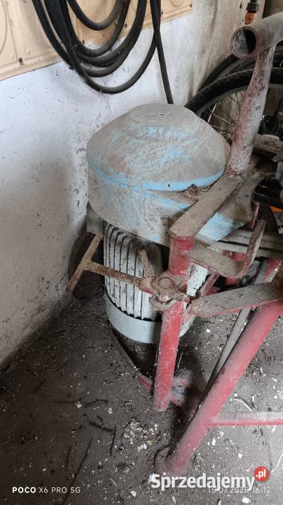 Śrutownik do zboża Bąk z silnikiem 75 kW Piotrowice