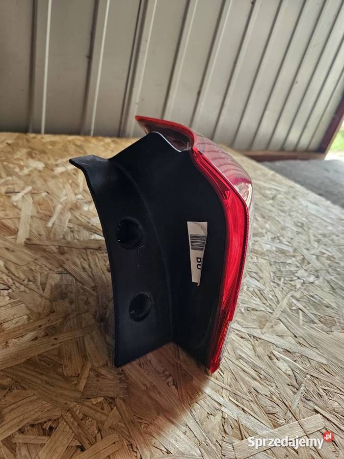 LAMPA W BŁOTNIK TYŁ KIA RIO IV EU OE Warszawa