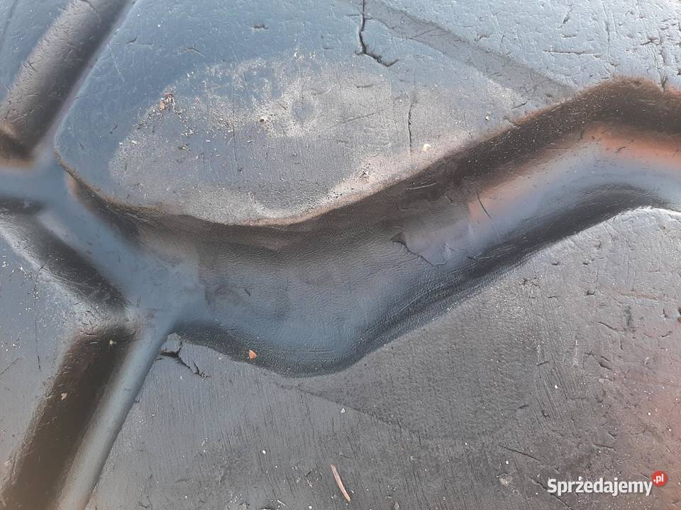 Opona używana przemysłowa 235R25 BKT EARTH 2800