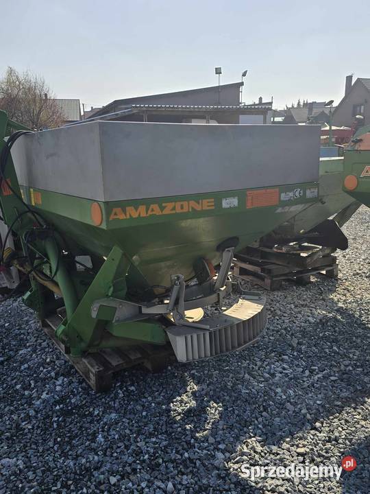 Rozsiewacze nawozów Amazone 900 1500 2000l Rozsiewacze nawozów łódzkie Bolesławiec