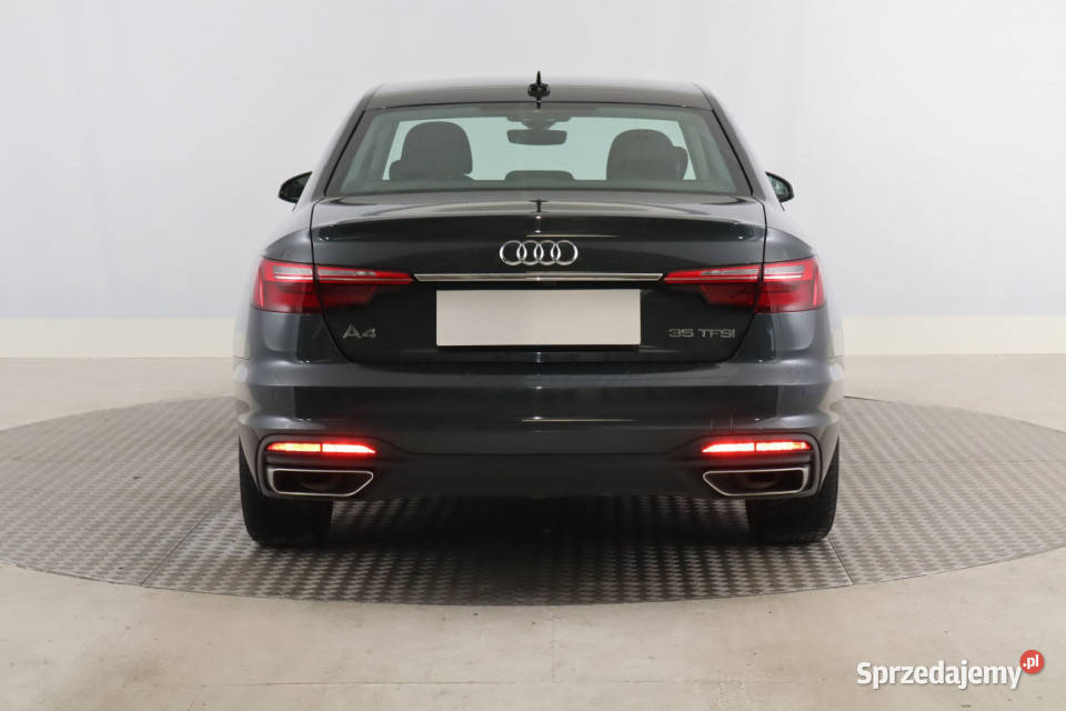 Audi A4 35 TFSI isofix