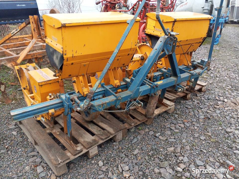 Siewnik do kukurydzy Kleine nieuszkodzony Gostomia