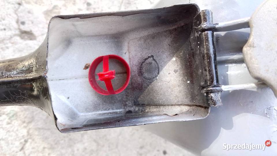 Kanister 10 l DILO z rączką lejkiem Nowa Dęba