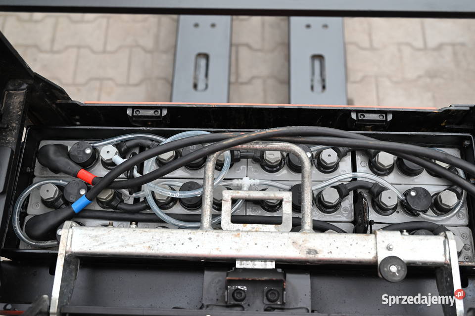 Paleciak elektryczny Toyota BT LPE 200 2000 2016