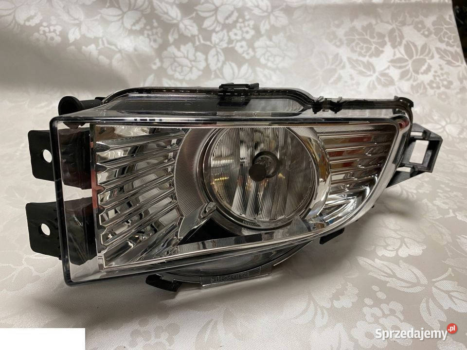OPEL INSIGNIA HALOGEN PRAWY 66258853 osobowe Kozubszczyzna