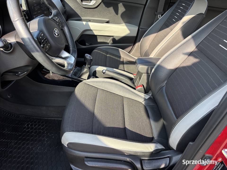 Salon BezwypKlima kamera cofaniaI właścicelSkóra klimatyzacja Libiąż