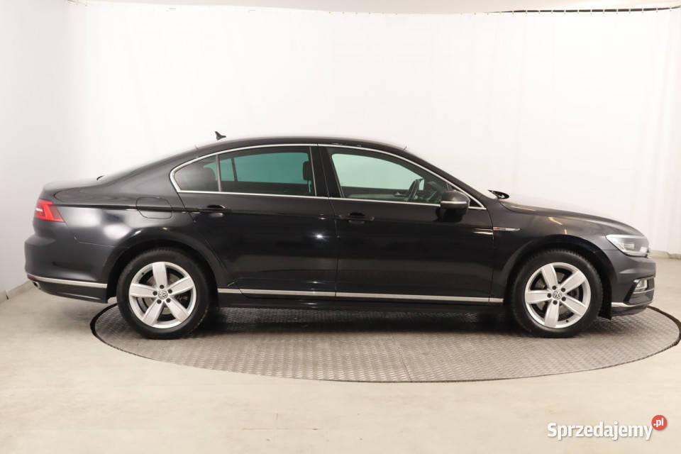 VW Passat 20 TDI 140KM Samochody osobowe sprzedam