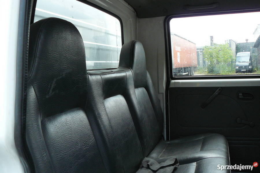 Kia K2500 dostawczy izoterma diesel 25L 2002r lubelskie