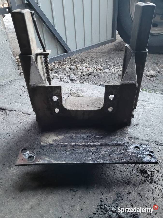 Zaczep dolny Zetor Ursus Hitch Krzówka