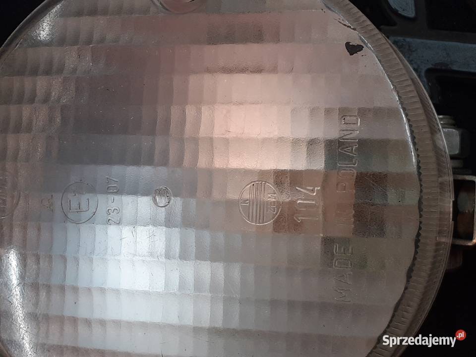 Fabrycznie nowe fiat 126p 125p lampy liczniki Drzycim