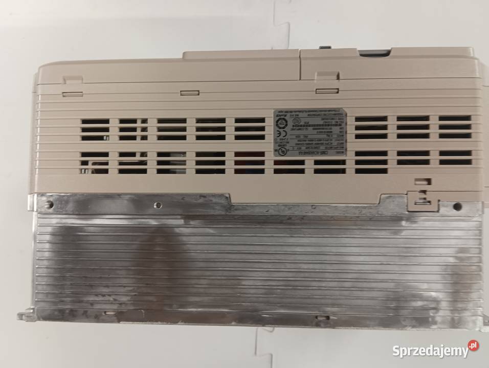 Falownik YASKAWA A1000 1822kw
