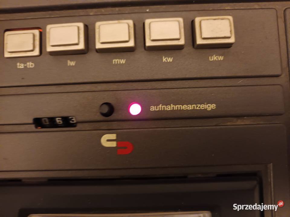 Radio kombajn Schneider Hansetaic uszkodzony Tychy