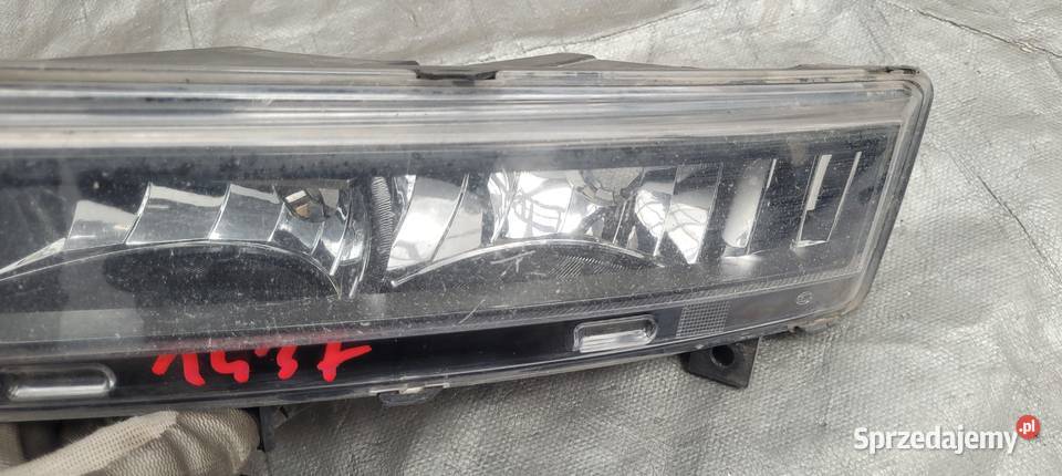 SKODA OCTAVIA 3 III HALOGEN LAMPA LEWA Ruda Śląska sprzedam