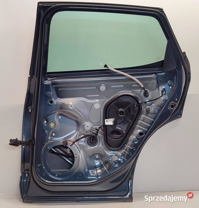CUPRA FORMENTOR DRZWI PRAWY TYŁ LS7H 5FF833052A osobowe