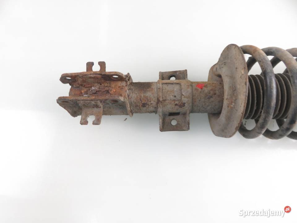 MCPERSON PRAWY PRZEDNI VOLVO V70 I 25 TDI D 5252 osobowe Amortyzatory