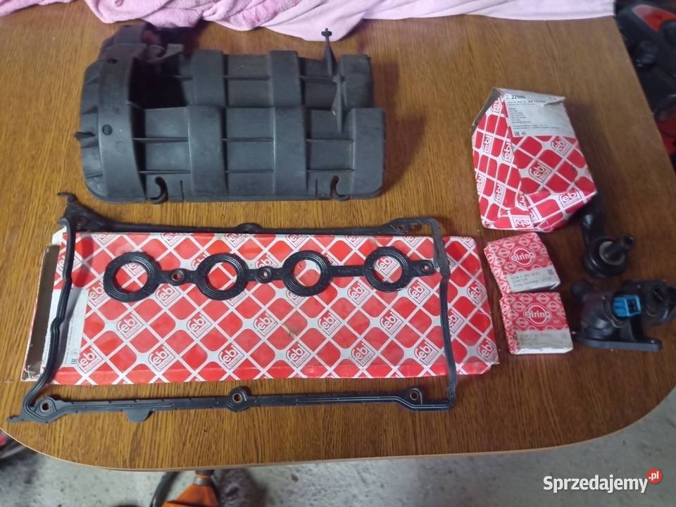 Uszczelka pod pokrywę zaworów Audi VW Skoda osobowe Dębica