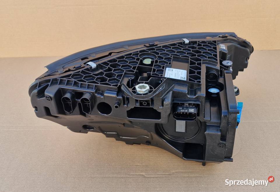 MERCEDES EQE 295 W295 LAMPA REFLEKTOR DIGITAL Bieleń sprzedam