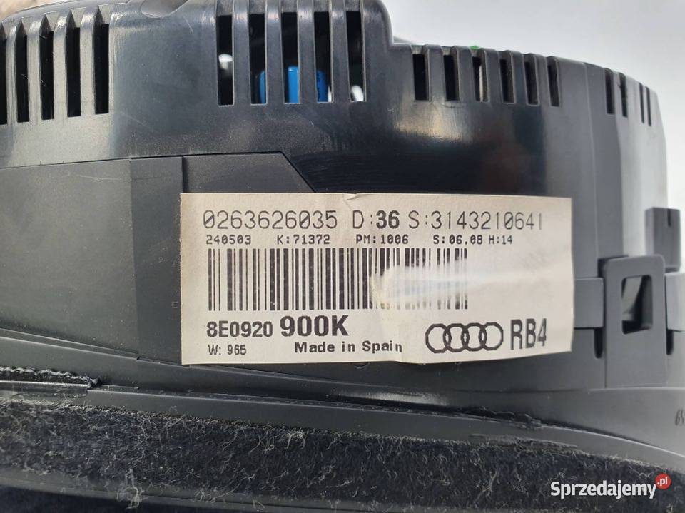 LICZNIK ZEGAR AUDI A4 B6 8E0920900K Lipno