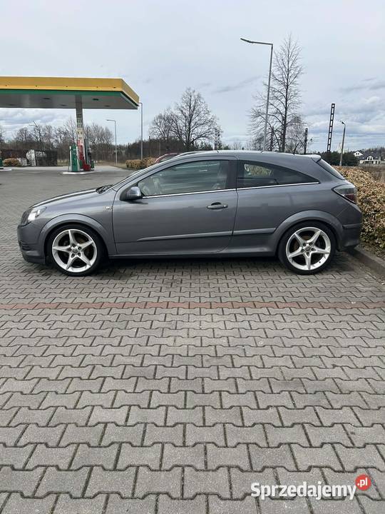 Opel Astra H GTC 16 115 nieuszkodzony Astra Lędziny