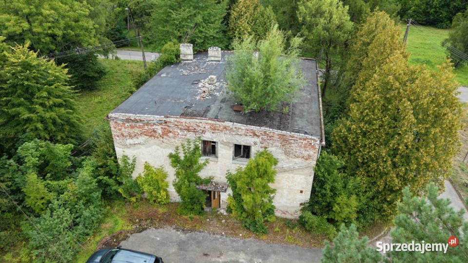 Budynek usługowy handlowy w Horyńcu Zdroju