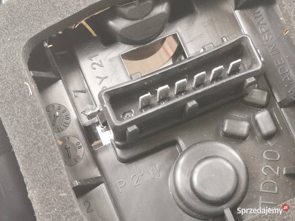 LAMPA PRAWY TYŁ CITROEN BERLINGO 19982005 NOWA Lampy cofania