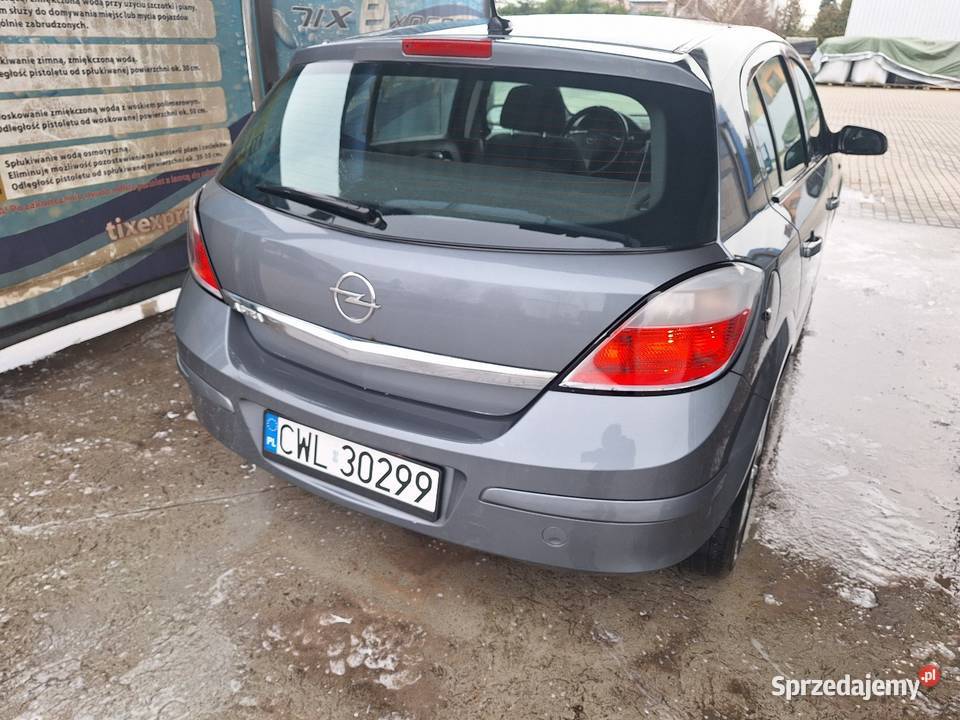 Opel Astra H 14 90 2006r benzyna Astra