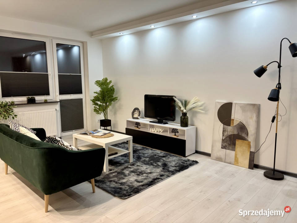 Piękne dwustronne parku Nowe z 2025 Wykończone