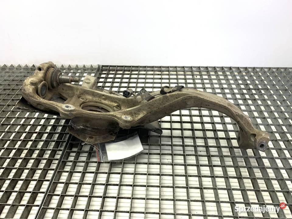 ZWROTNICA PRAWY PRZÓD AUDI Q8 30 286 4M0407560