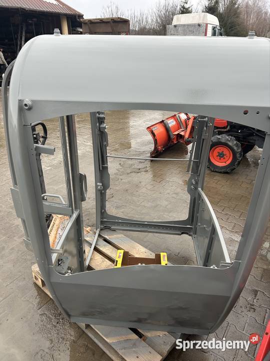 Kabina koparki JCB 8050 Gromnik