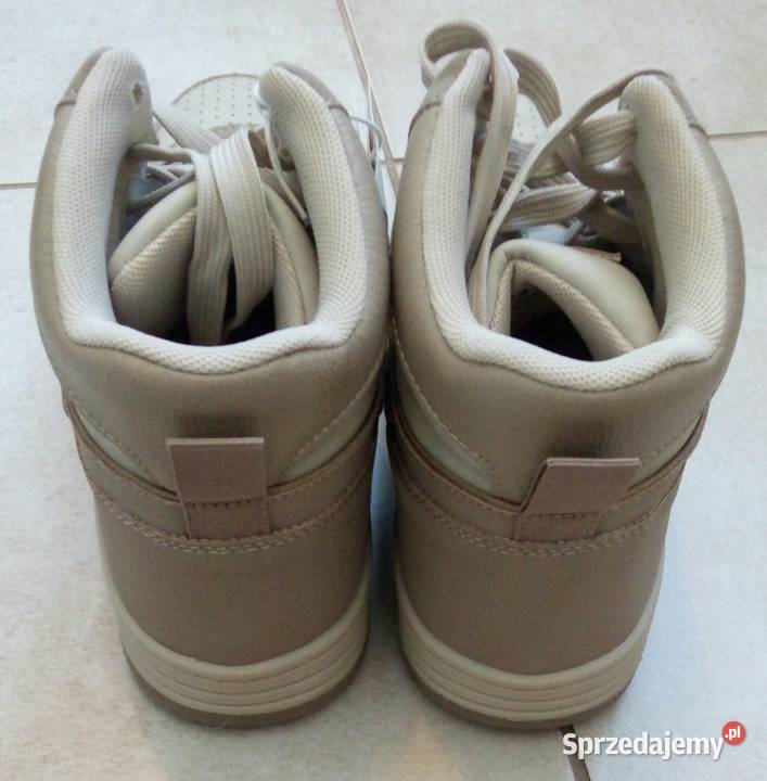 Nowe półbuty sneakersy marki Reserved Zakopane