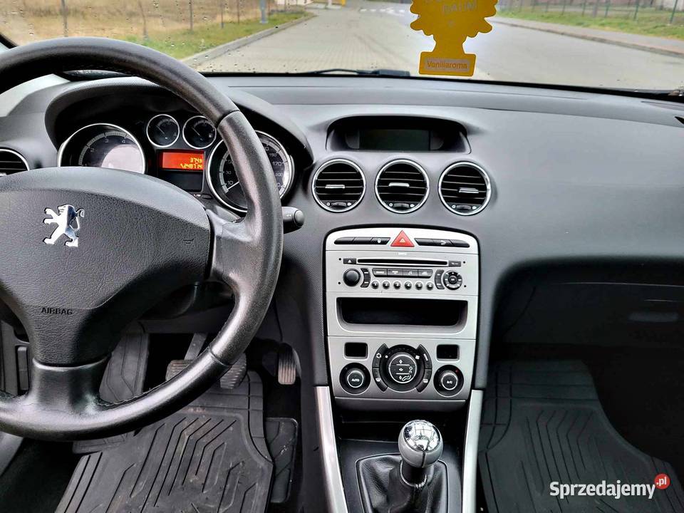 Peugeot 308 SW bogate wyposażenie 16 benzyna szyberdach podkarpackie Łańcut