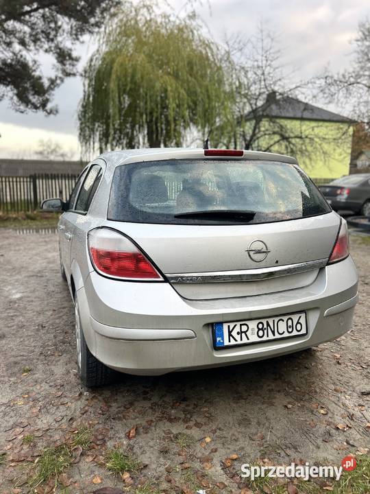Opel Astra H 14 Benzyna 2005r nieuszkodzony Bogoria sprzedam