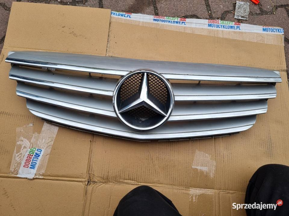 GRILL ATRAPA MERCEDES W169 W245 A1698800783