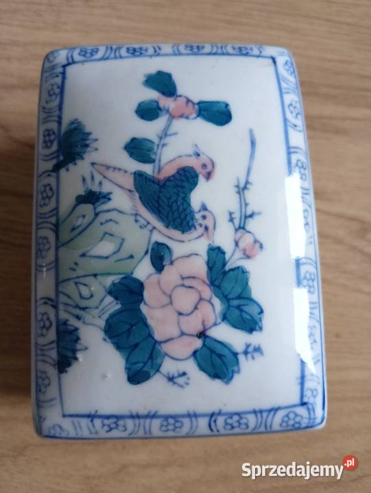 Szkatułka porcelanowa Limanowa