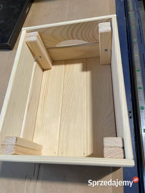 SKRZYNKI SZCZEBELKOWE SOSNOWE SKRZYNKI NA Cieszyn