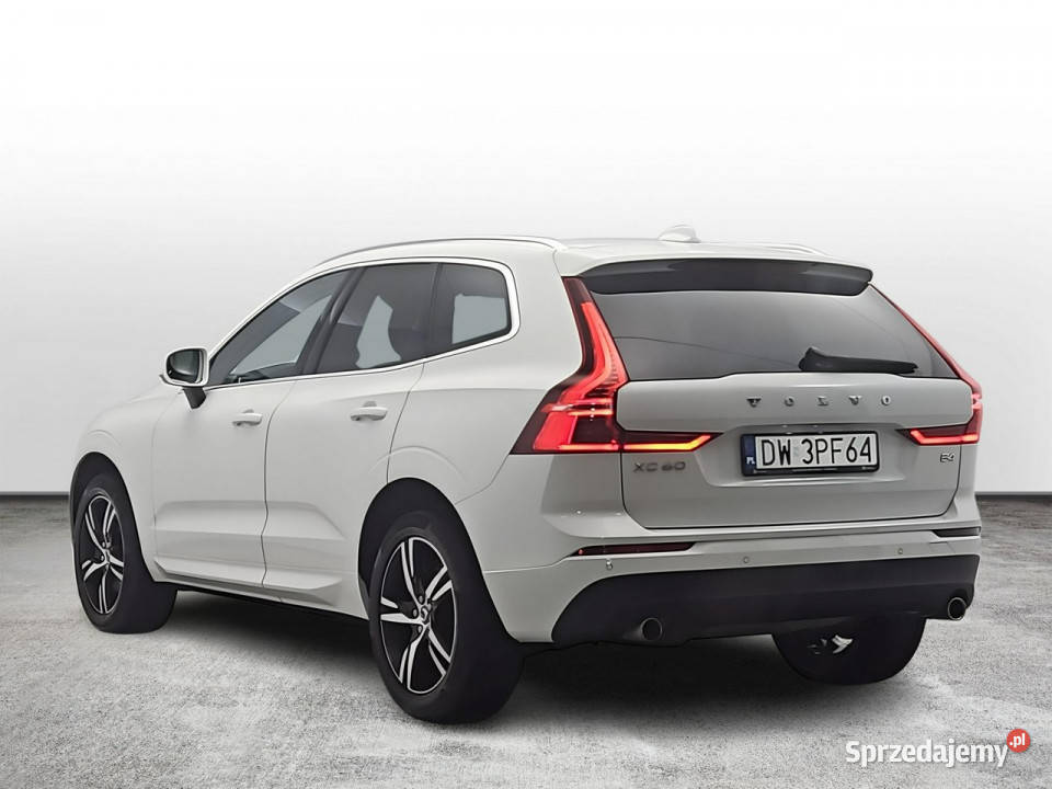 Volvo XC 60 B4 B Momentum aut Z Polskiego Salonu Zarejestrowany w Polsce