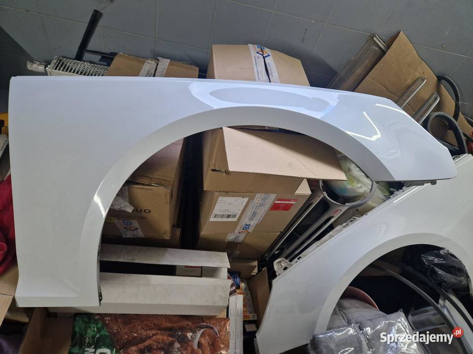 Audi a4 b9 przed lift błotnik prawy przód LS9R Zgierz